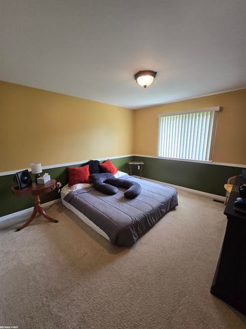 59746 Beechwood Drive, Washington, MI 48094