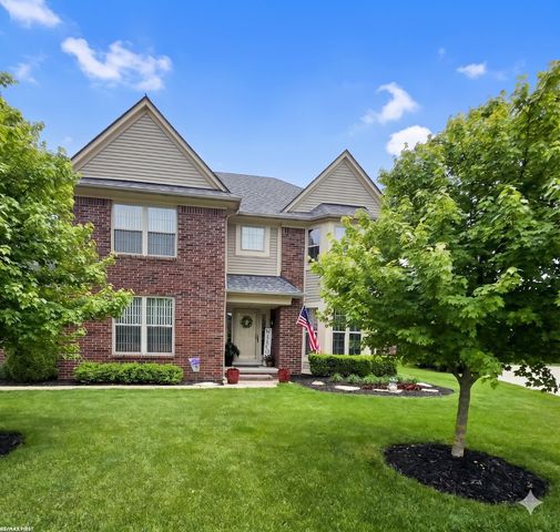 59746 Beechwood Drive, Washington, MI 48094