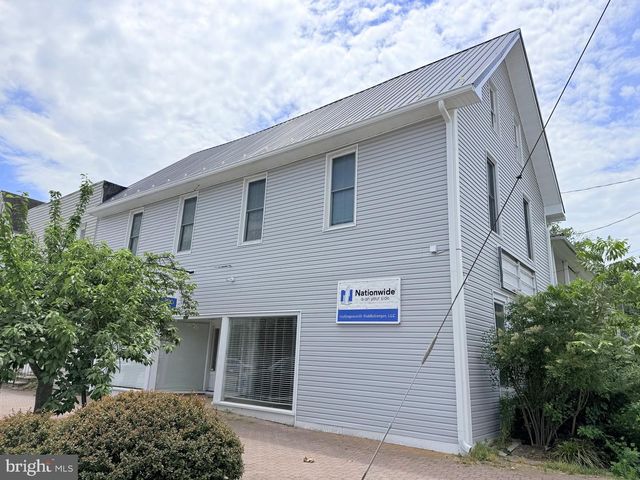 1 CENTRAL AVE, Ridgely, MD 21660