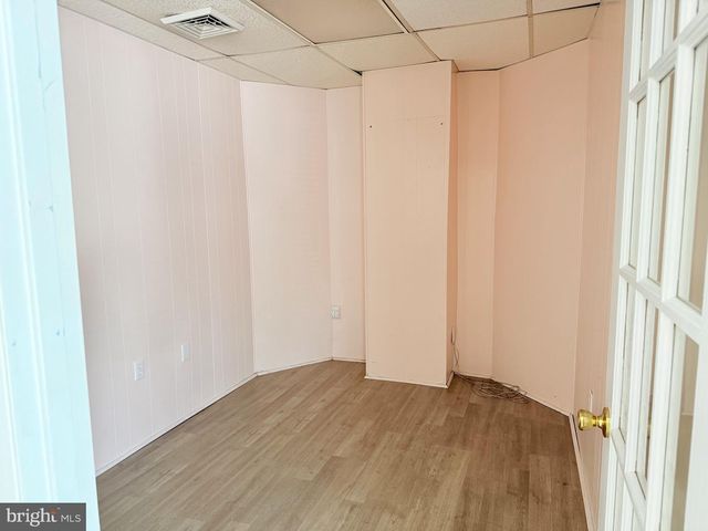 1 CENTRAL AVE, Ridgely, MD 21660
