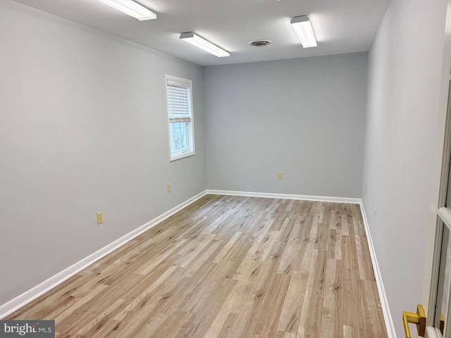 1 CENTRAL AVE, Ridgely, MD 21660