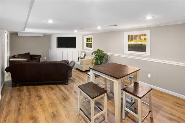 13529 Larkin Drive, Minnetonka, MN 55305