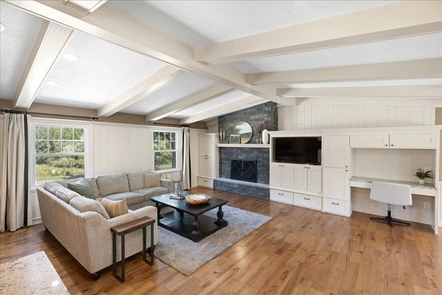 13529 Larkin Drive, Minnetonka, MN 55305