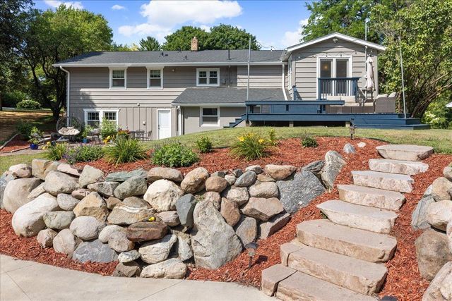 13529 Larkin Drive, Minnetonka, MN 55305