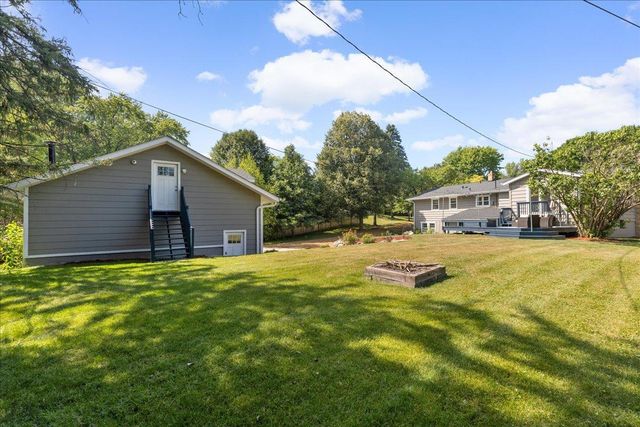 13529 Larkin Drive, Minnetonka, MN 55305