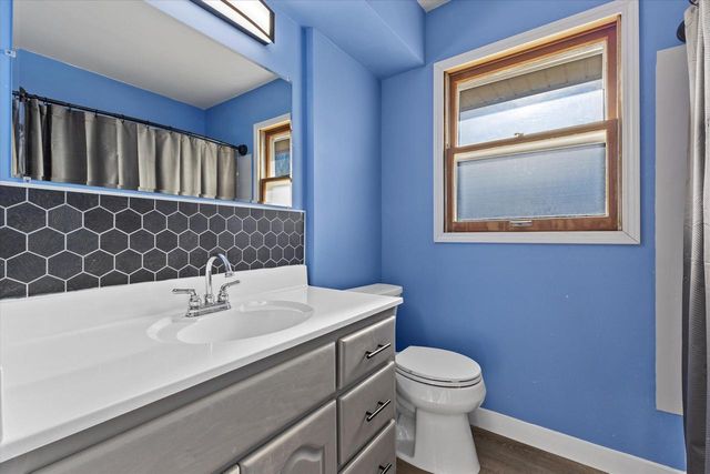 N91W17639 Saint Regis DRIVE, Menomonee Falls, WI 53051