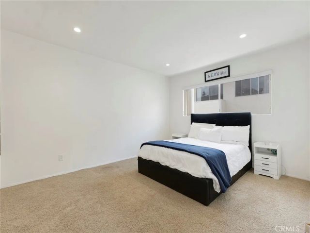 5328 Newcastle 57, Encino, CA 91316