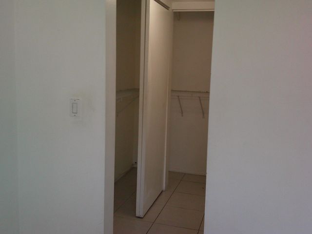 9420 Poinciana Place 409, Davie, FL 33324