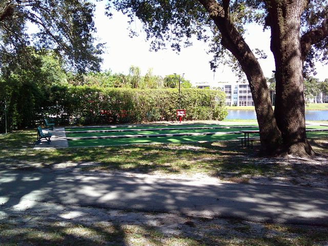 9420 Poinciana Place 409, Davie, FL 33324