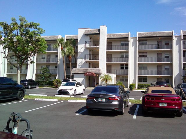 9420 Poinciana Place 409, Davie, FL 33324