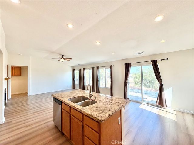 102 Goldenrod Avenue, Perris, CA 92570