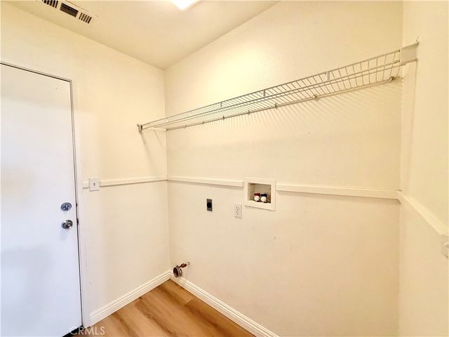 102 Goldenrod Avenue, Perris, CA 92570