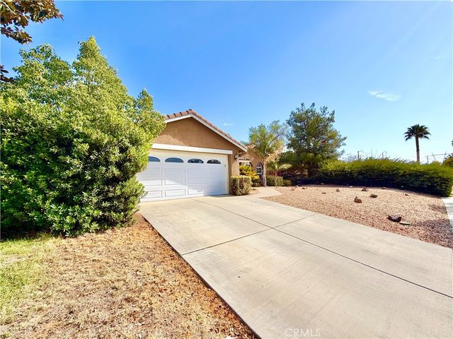 102 Goldenrod Avenue, Perris, CA 92570