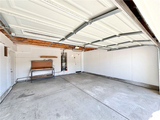 102 Goldenrod Avenue, Perris, CA 92570