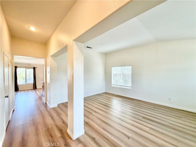 102 Goldenrod Avenue, Perris, CA 92570