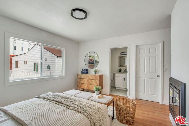 4325 W 58th Place, Los Angeles, CA 90043