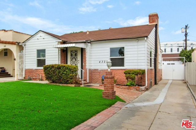 4325 W 58th Place, Los Angeles, CA 90043