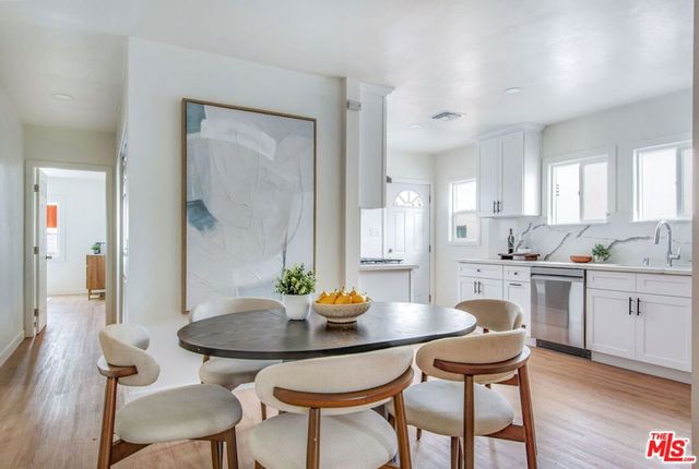 4325 W 58th Place, Los Angeles, CA 90043