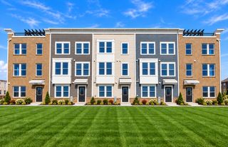 2671 Pratt Street 23149, Hoffman Estates, IL 60192
