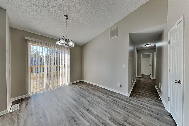 209 Bainbridge Circle, Dallas, GA 30132