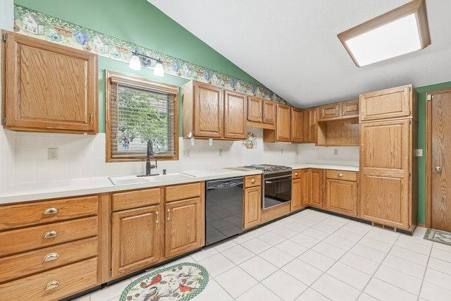 1108 E James St, Derby, KS 67037