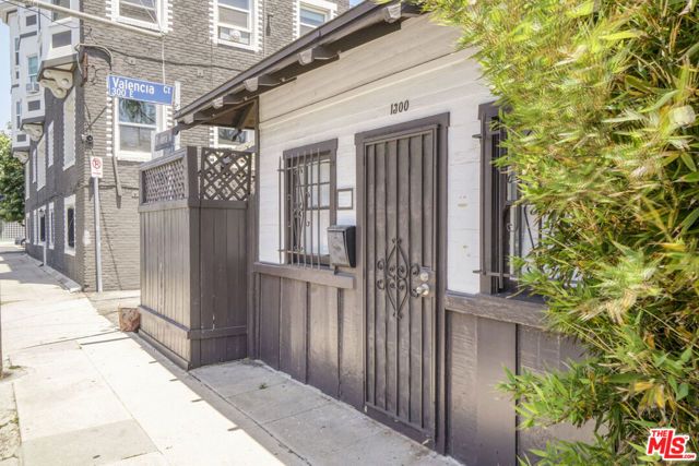 1300 Riviera Avenue, Venice (los Angeles), CA 90291