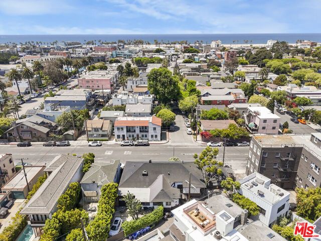 1300 Riviera Avenue, Venice (los Angeles), CA 90291