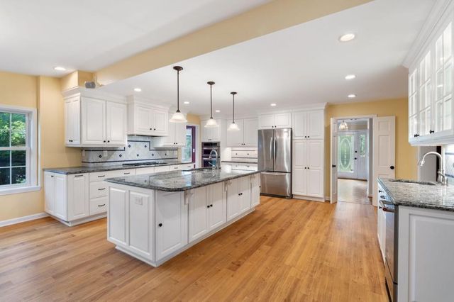4259 Huntington Circle, Dunwoody, GA 30338