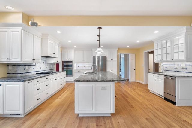 4259 Huntington Circle, Dunwoody, GA 30338