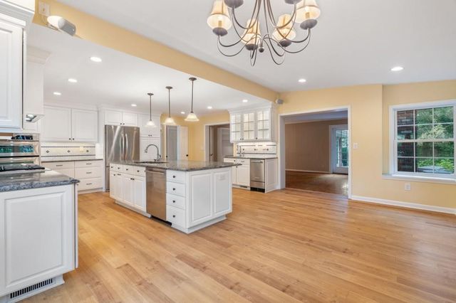 4259 Huntington Circle, Dunwoody, GA 30338