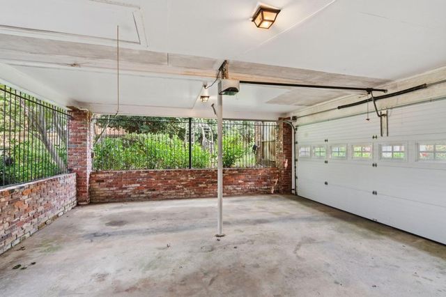 4259 Huntington Circle, Dunwoody, GA 30338