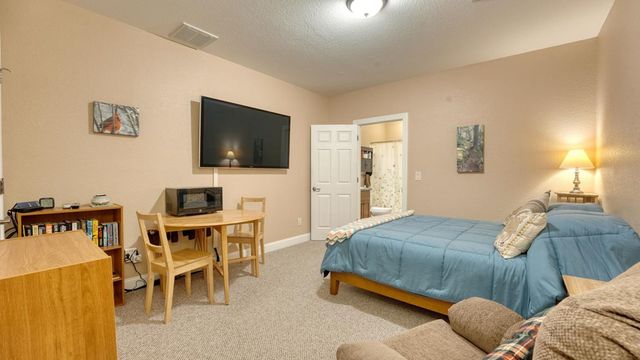 515 Barlow Fields Drive, Hayesville, NC 28904