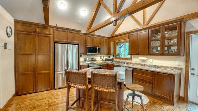 515 Barlow Fields Drive, Hayesville, NC 28904