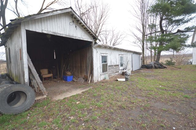 28489 Riley Road, North Liberty, IN 46554