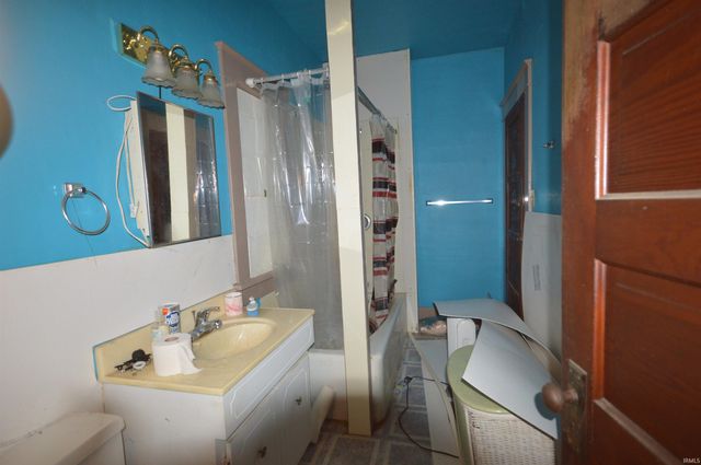 28489 Riley Road, North Liberty, IN 46554