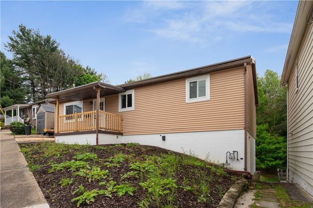 509 Burns St, Vandergrift, PA 15690