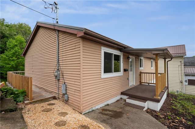509 Burns St, Vandergrift, PA 15690