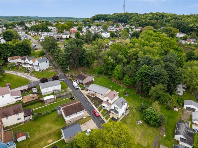 509 Burns St, Vandergrift, PA 15690