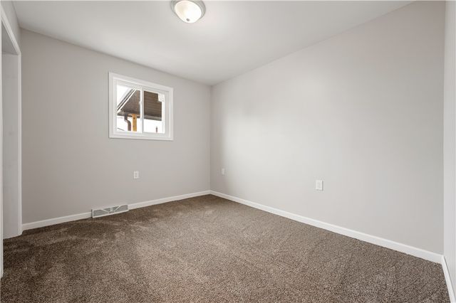 509 Burns St, Vandergrift, PA 15690