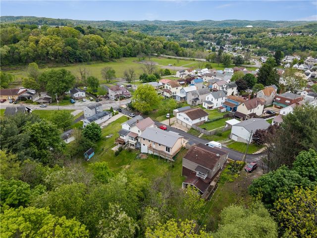 509 Burns St, Vandergrift, PA 15690