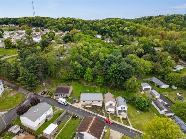 509 Burns St, Vandergrift, PA 15690
