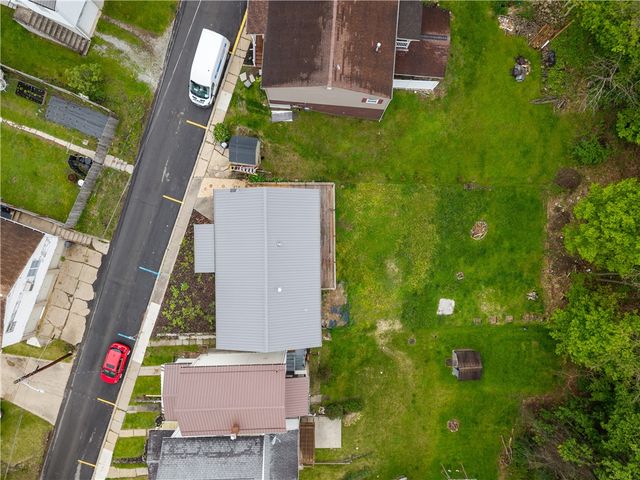 509 Burns St, Vandergrift, PA 15690