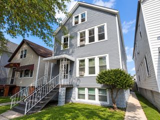 4617 S Washtenaw Avenue 2ND, Chicago, IL 60632