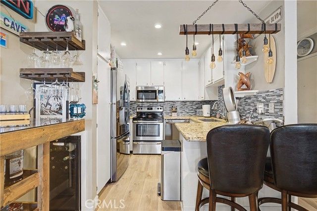 15 15th 22, Hermosa Beach, CA 90254