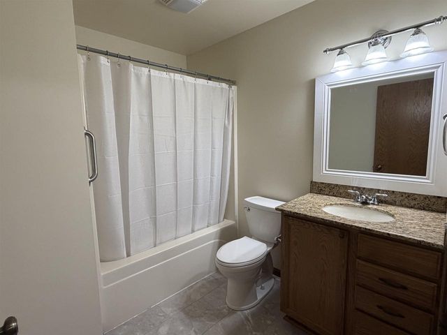912 21st Street, Prairie Du Sac, WI 53578