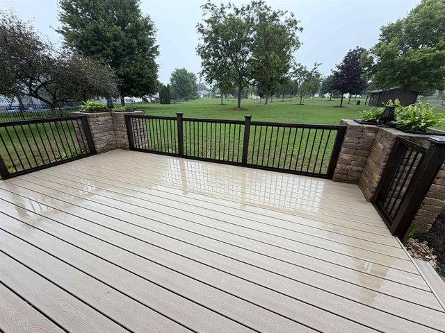 912 21st Street, Prairie Du Sac, WI 53578