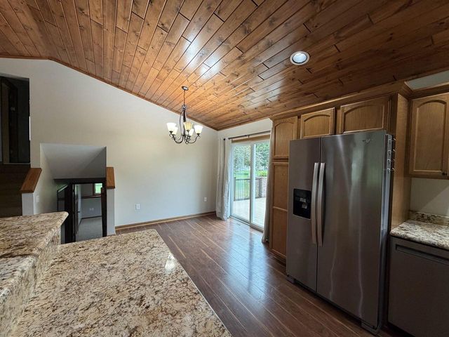 912 21st Street, Prairie Du Sac, WI 53578