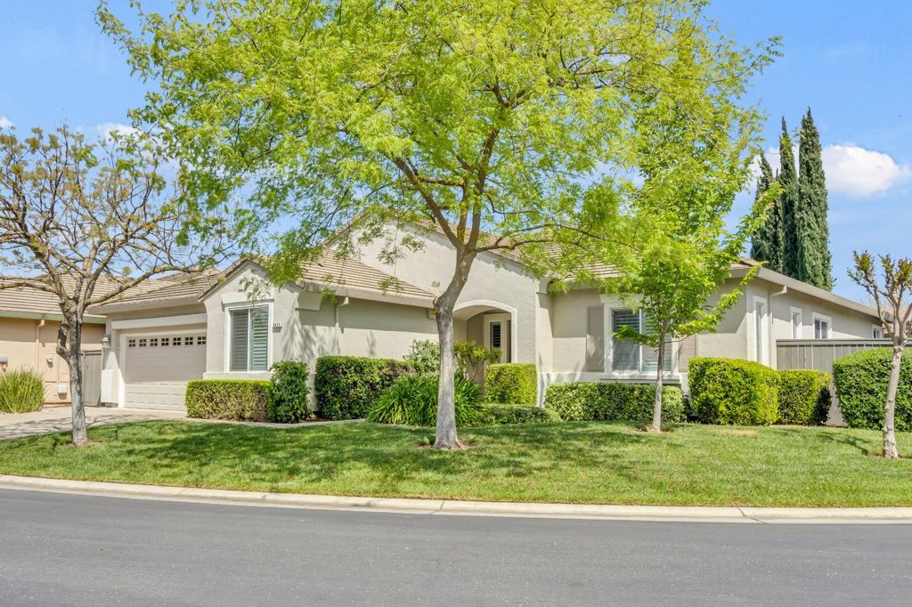 9423 Snow Lake Pl, Elk Grove, CA 95758