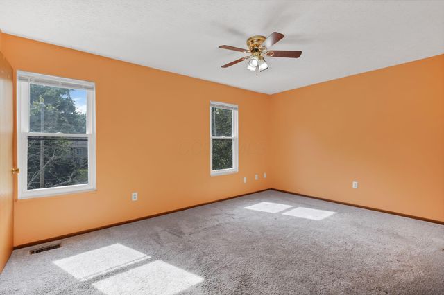758 Crofton Circle, Reynoldsburg, OH 43068