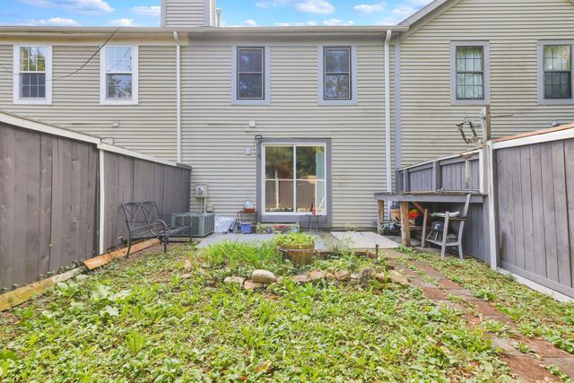 758 Crofton Circle, Reynoldsburg, OH 43068